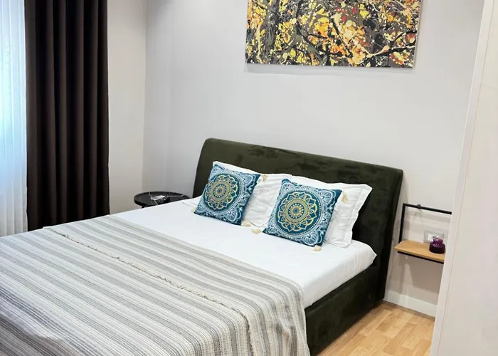 Leti Bazaar Charm Appartement Tirana