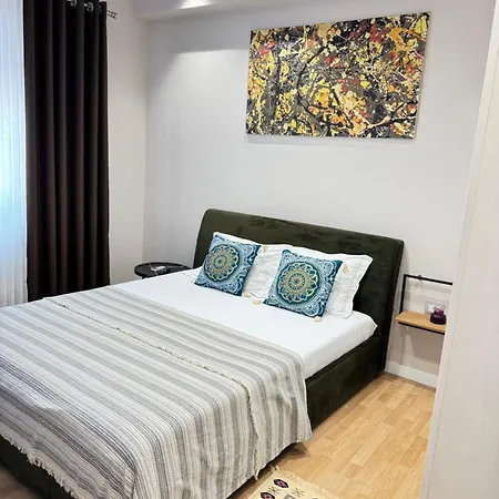 Leti Bazaar Charm Apartman Tirana